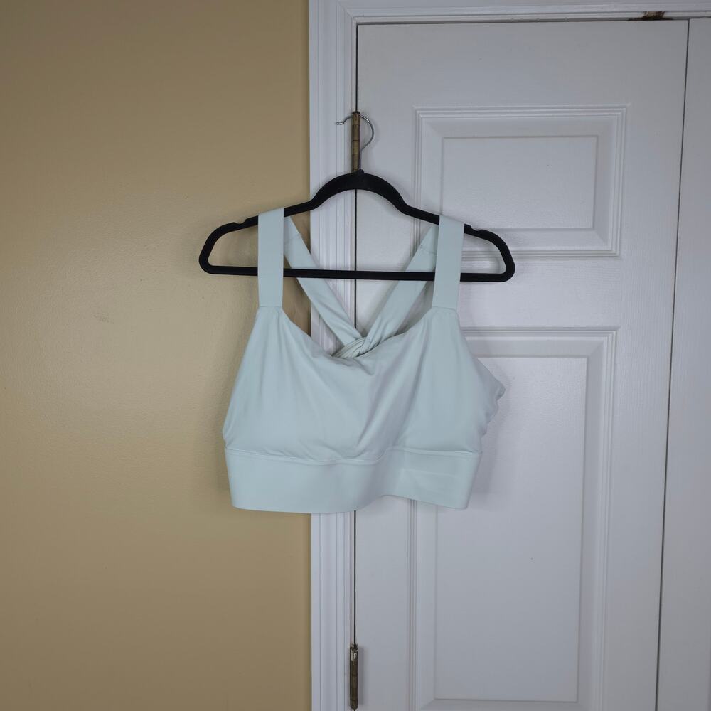 Athleta Warrior Twist Longline Sports Bra (Style 982384). Mint Blue Size 2X